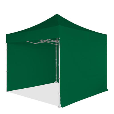 Grande tente à parois solides de Tentes Tempo avec parois latérales, de 10 pied de large, vue de face, avec une toile vert.